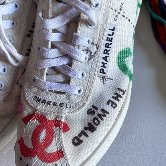 CHANEL X PHARRELL White Graffiti Limited Edition Sneakers, size 6 - Picture 5 of 13
